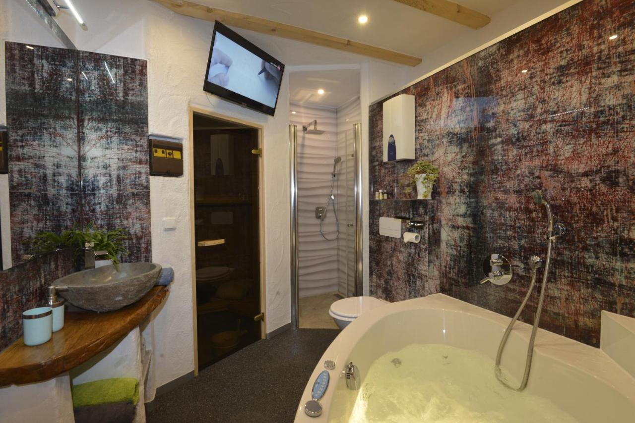 Eifel Kate, Relaxen Mit Sauna Und Whirlpool Dahlem  Buitenkant foto